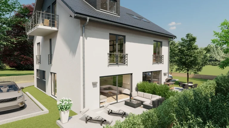 Ein modernes zweistöckiges Haus mit Satteldach, großer Terrasse und Balkonen. Ein Auto steht vor dem Haus. Hinter dem Haus sieht man eine gepflegte Gartenlandschaft mit Bäumen und Büschen.
